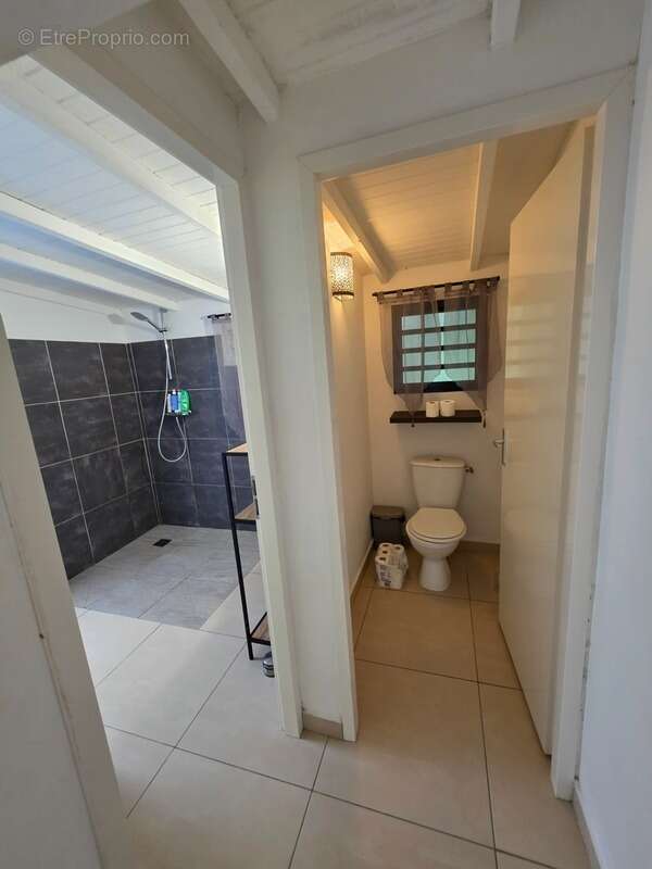 Maison à BAIE-MAHAULT