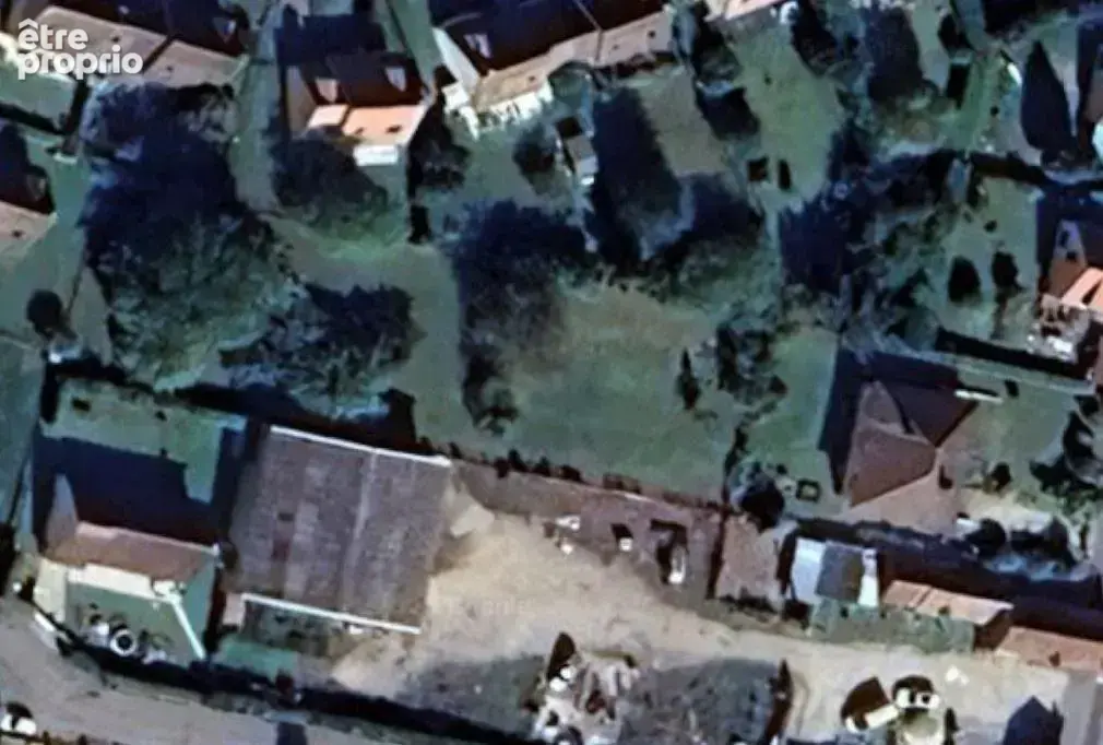 Photo Terrain à Le Vaudreuil au prix de 157 500€