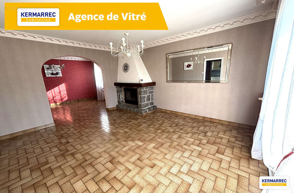 Maison à LOUVIGNE-DE-BAIS