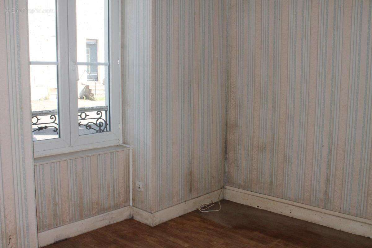 Maison 102 M² 4 chambres + terrain Fresnay sur Sarthe - photo 8