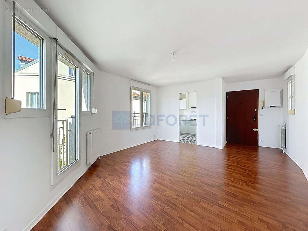 Appartement 2 pièces à vendre à Romainville - Secteur Mairie - photo 2