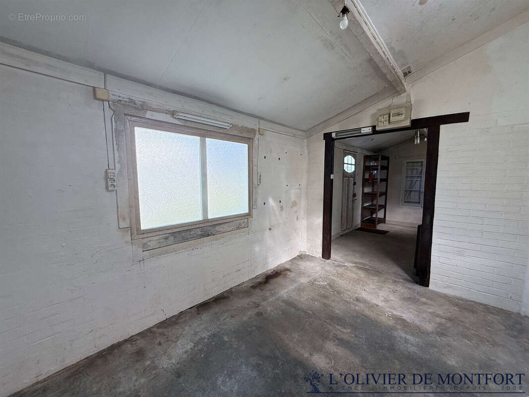 Dépendance à rénover de 2 pièce(s) 23 m² - photo 9