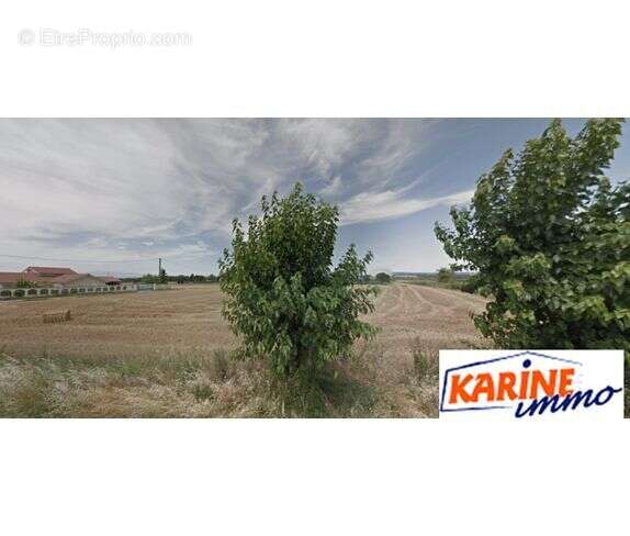 Terrain 897 m² à Beaurepaire  - photo 2