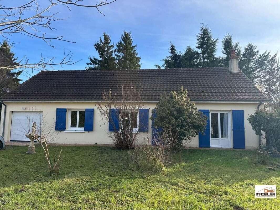 Maison à SAINT-AMAND-MONTROND