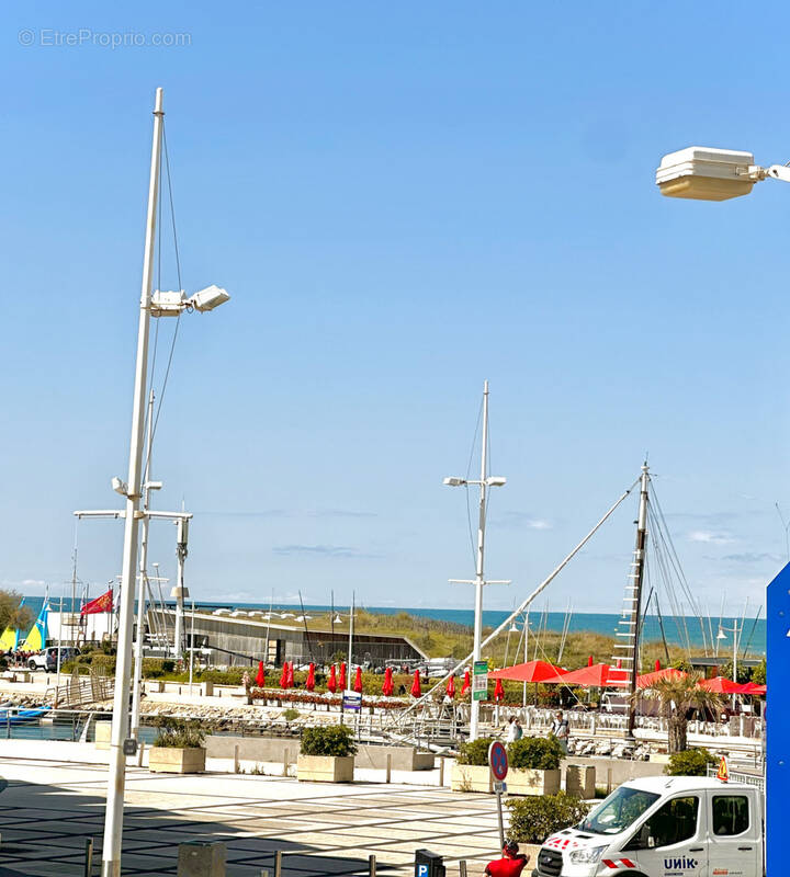 Appartement à MAUGUIO