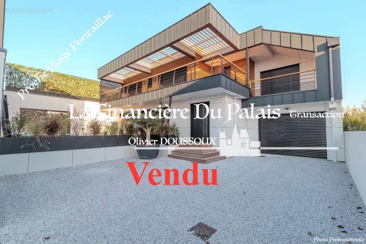Maison à VAUX-SUR-MER