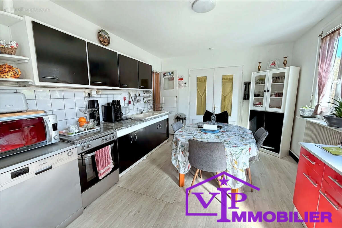 Maison Saint Etienne Du Rouvray 5 pièce(s) 105 m2 - photo 3