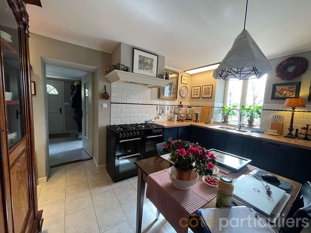 Maison à LE CHATELET