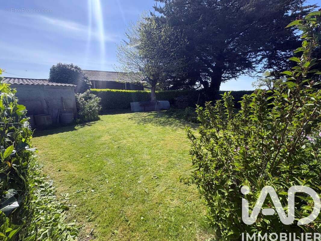 Maison 112 m² à Kernascleden  - photo 4