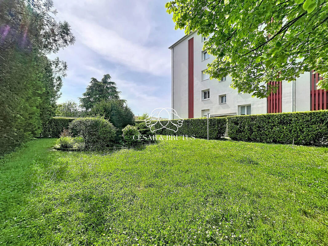 Appartement à PONT-EVEQUE