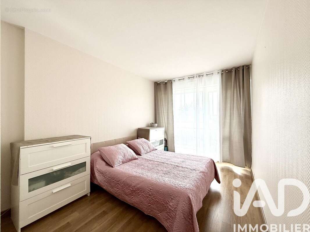 Photo 6 - Appartement à ELANCOURT