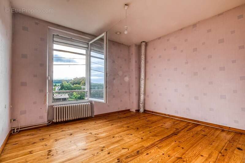 Maison à LIZY-SUR-OURCQ