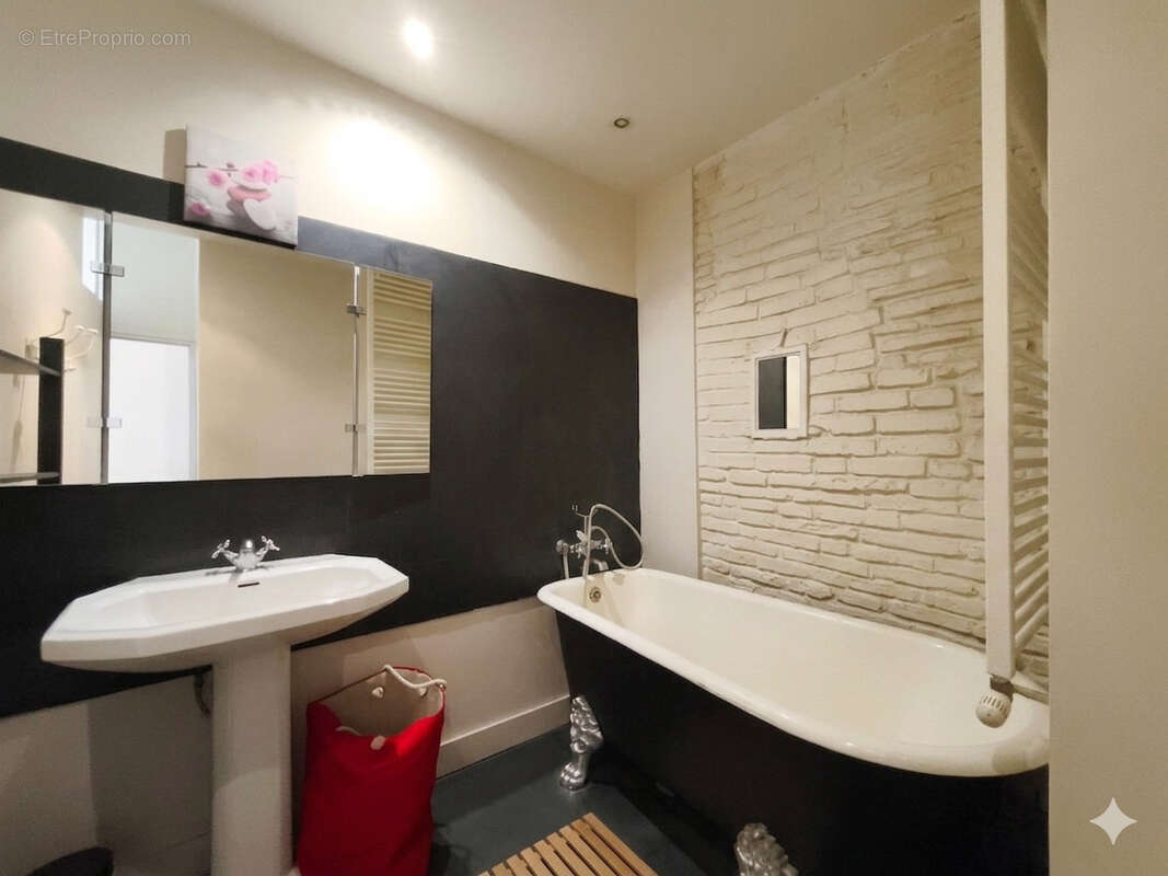 Appartement à GRAY