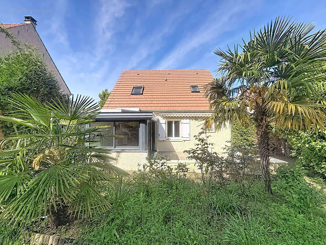 Maison à PERIGNY