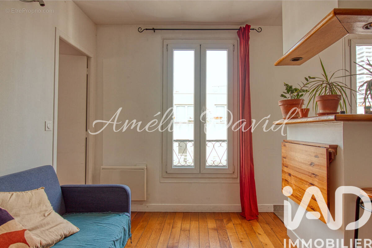 Photo 1 - Appartement à PARIS-18E