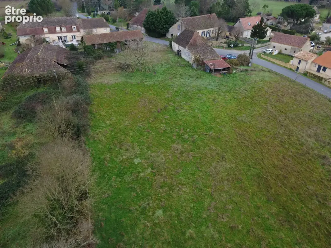 Terrain à COURS-DE-PILE
