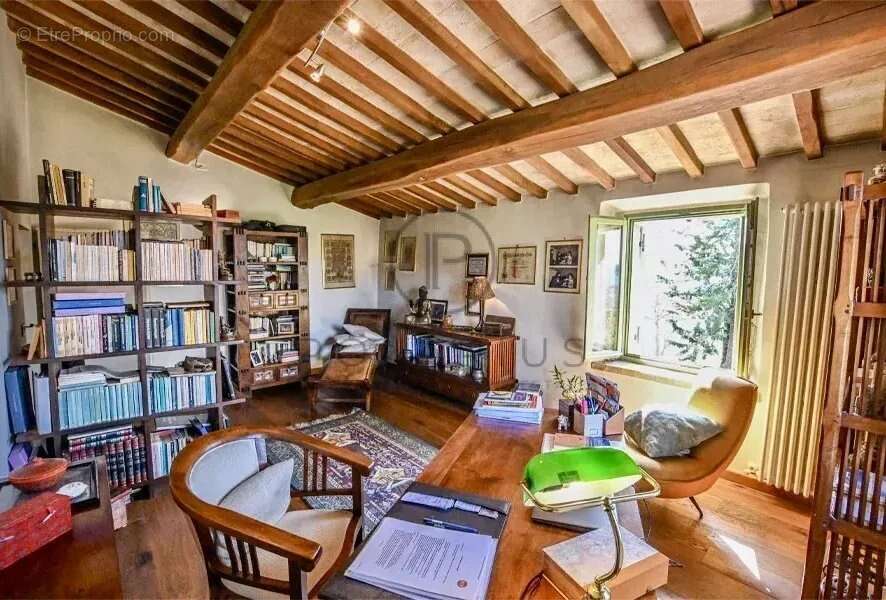 Ferme restaurée du XVIIIe siècle avec 6 chambres + 3 appartements pour invités sur 27 hectares près de Cagli, Marches. Piscine,  - photo 36