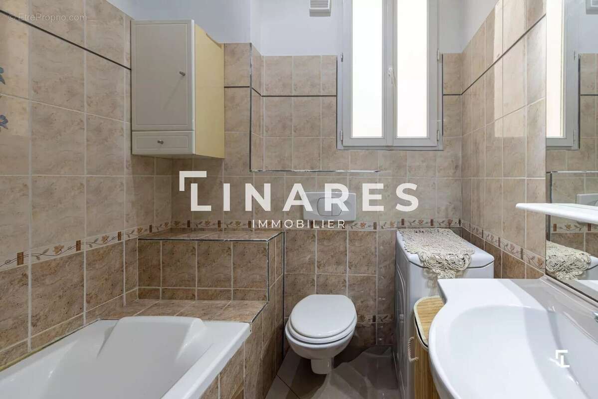 Appartement à MARSEILLE-6E