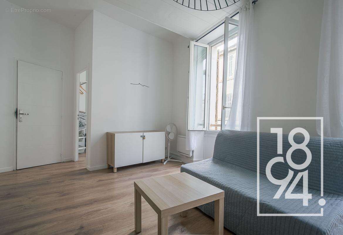 Appartement à MARSEILLE-6E