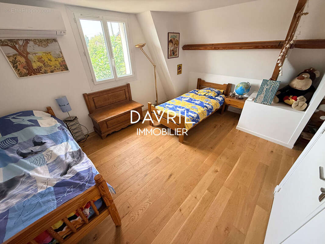 Maison Conflans Sainte Honorine 8 pièce(s) 150 m2 - photo 13