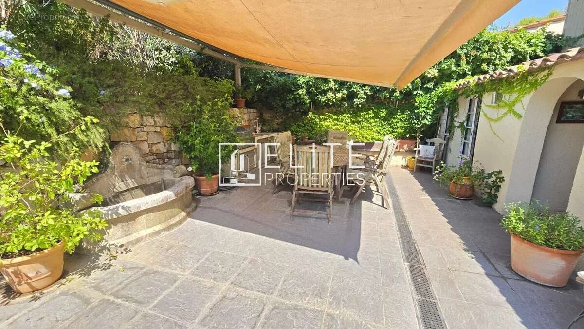 Maison 5 pièces de 193 m² - mouans-sartoux castellaras - photo 18