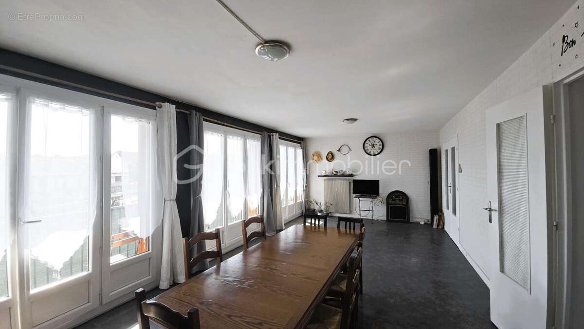 Appartement à VIRY-CHATILLON