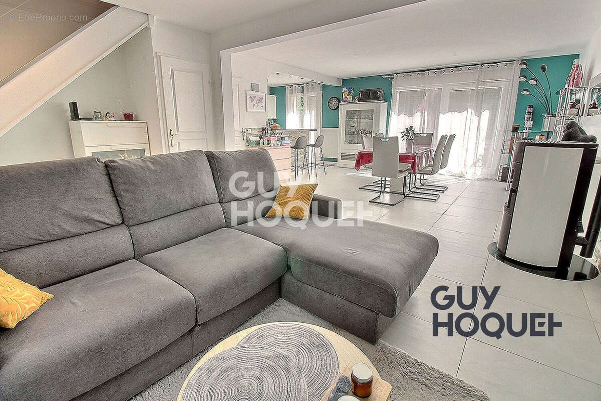 Maison à LIMEIL-BREVANNES