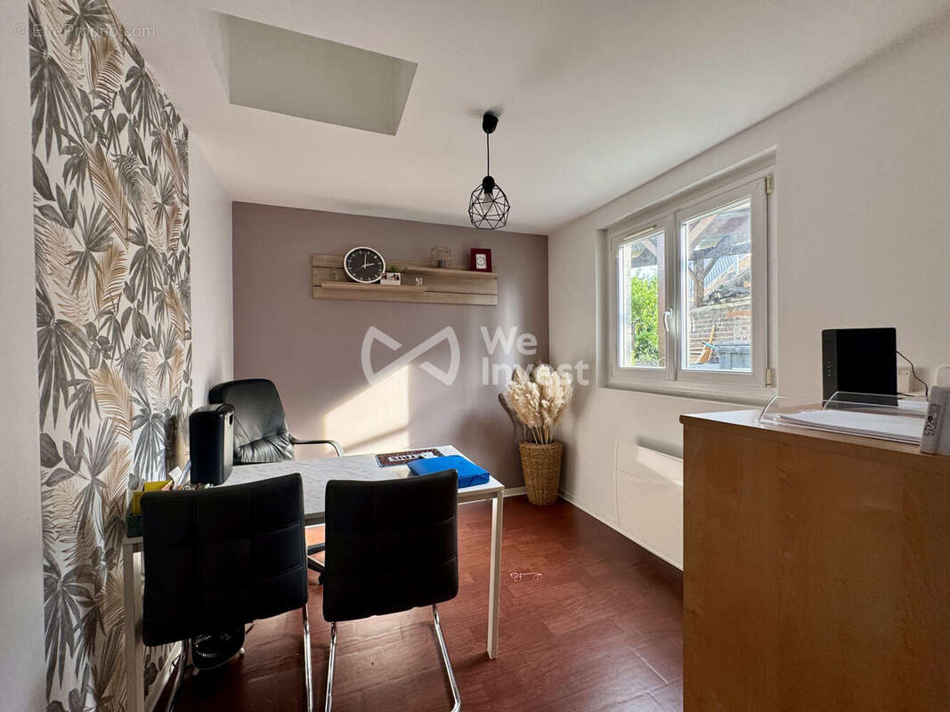 Appartement 225 m² à Vendin-Le-Vieil  - photo 9