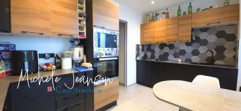 Maison à LA ROCHETTE