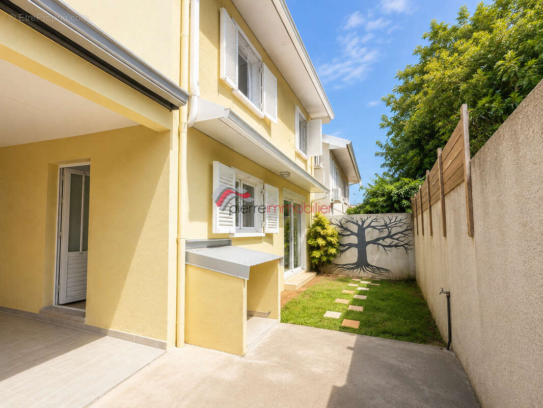 Maison familiale t4/5 - a vendre en exclusivité - ravine des cabris - photo 7