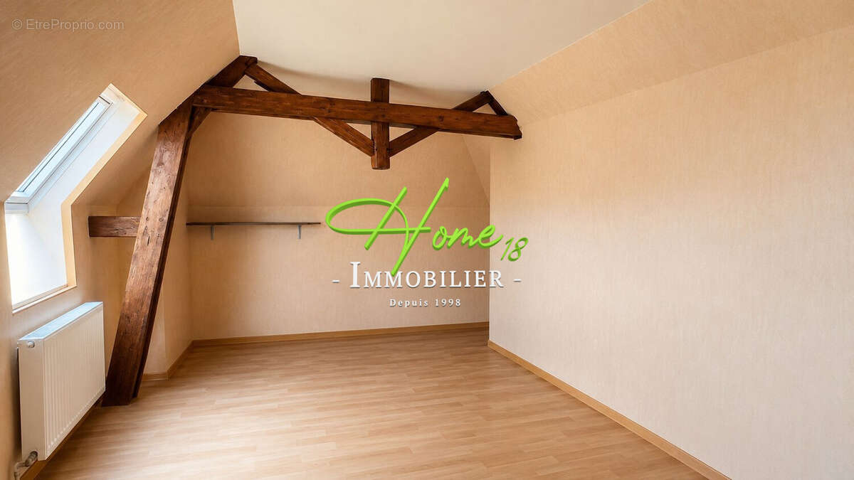 Maison 78 m² à Moulins-Sur-Yevre  - photo 6