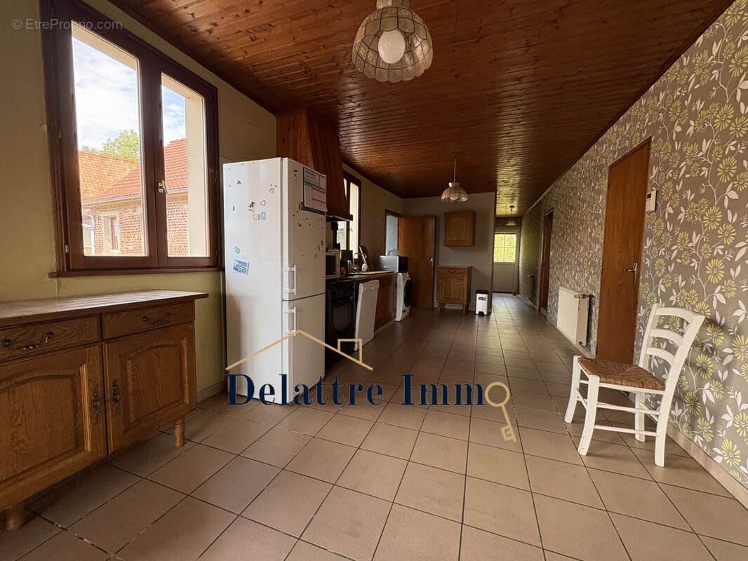 Ancien corps de ferme proche RN42 - Le Wast - photo 5