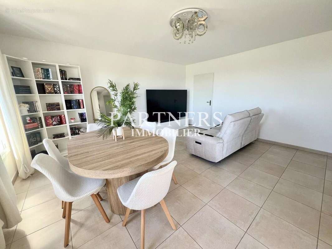 Appartement à MARSEILLE-14E