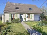 Maison à LA CHAPELLE-RABLAIS