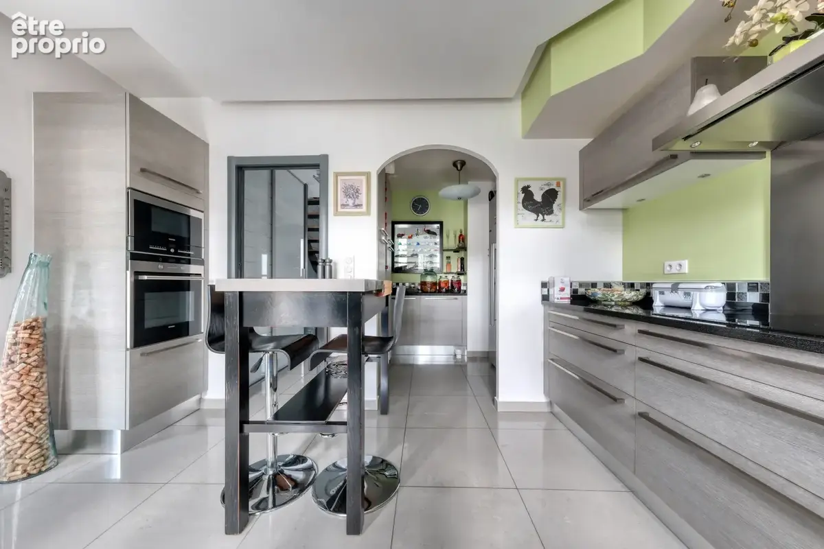 Maison indivdiuelle de plain pied - 210m2 - 5 chambres - dpe c - photo 9