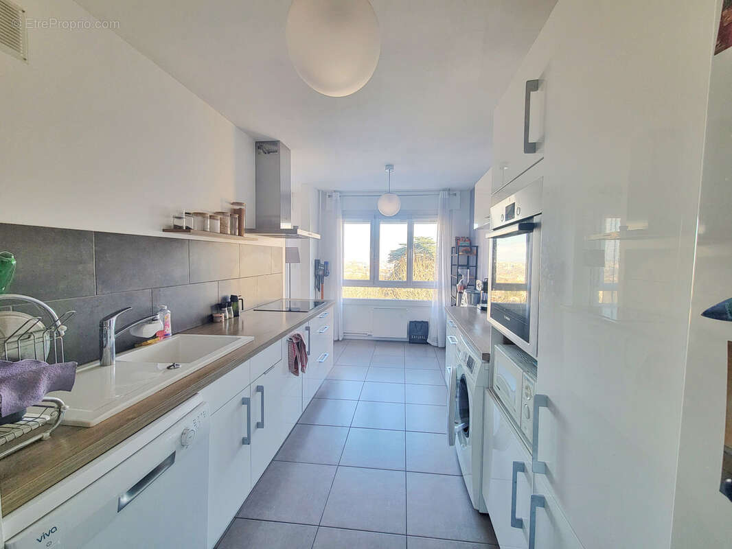 Appartement à OULLINS