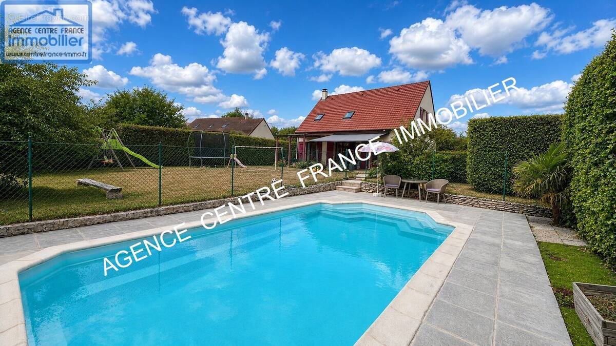 Maison à LE SUBDRAY