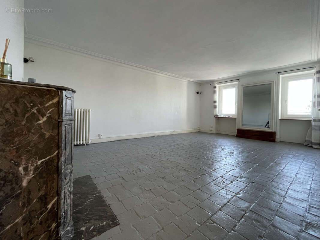 Appartement à SAINT-GEREON