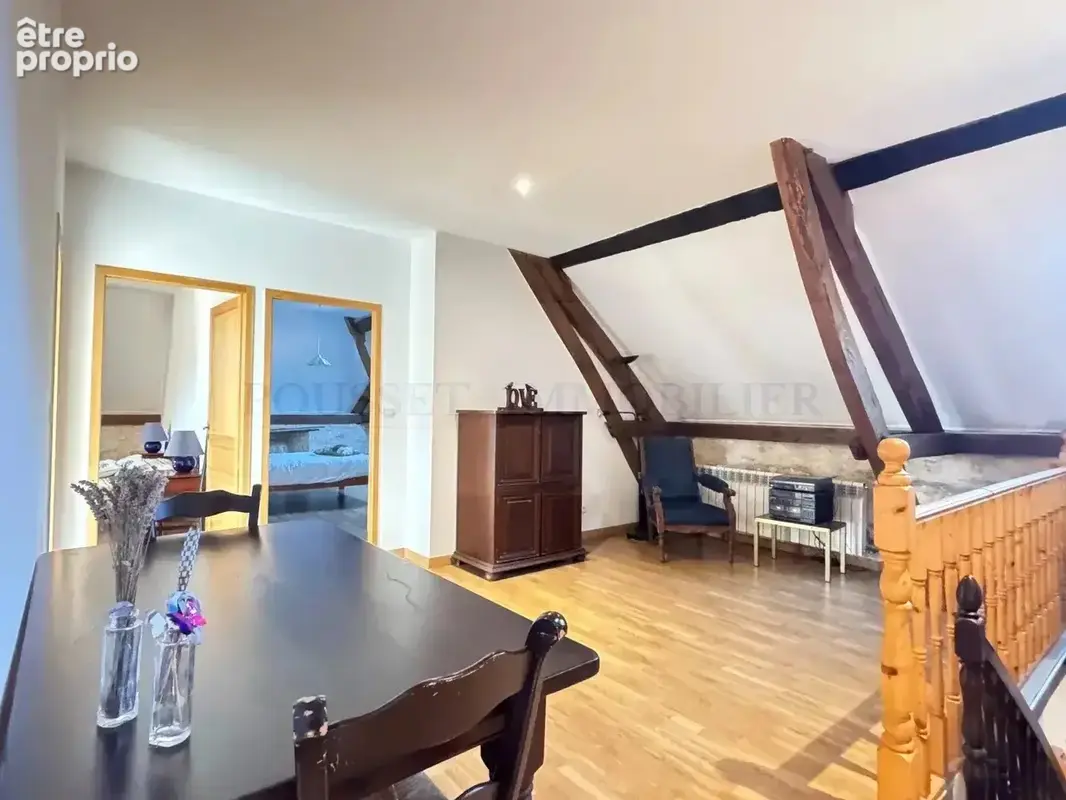 Belle propriété de campagne avec piscine sur 3.7 ha de terrain - photo 9