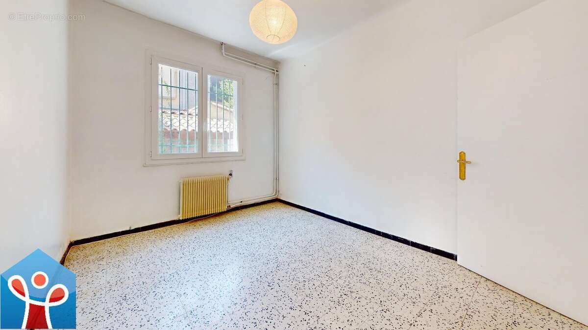 Maison avec garage à rénover à Béziers - photo 16