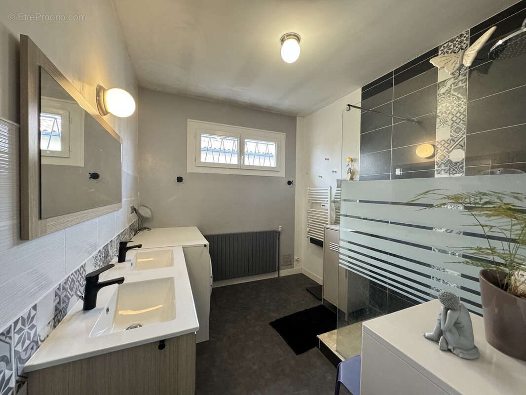 Appartement à CUGNAUX