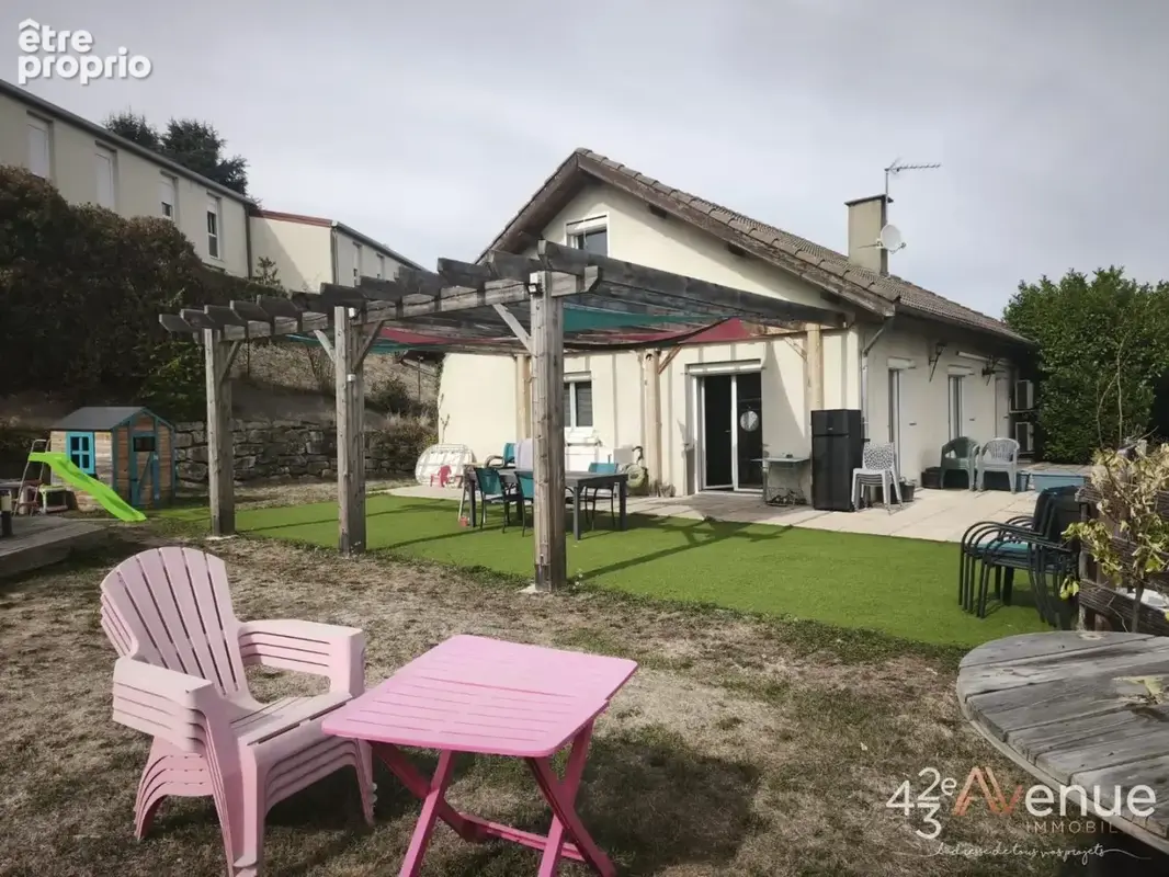 Maison 5 pièces 122 m² à vendre à Unieux (42240) - photo 2