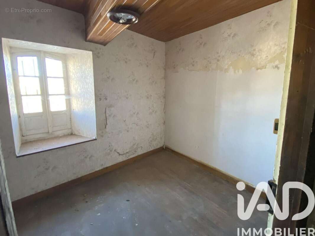 Maison 168 m² à Asasp-Arros  - photo 5
