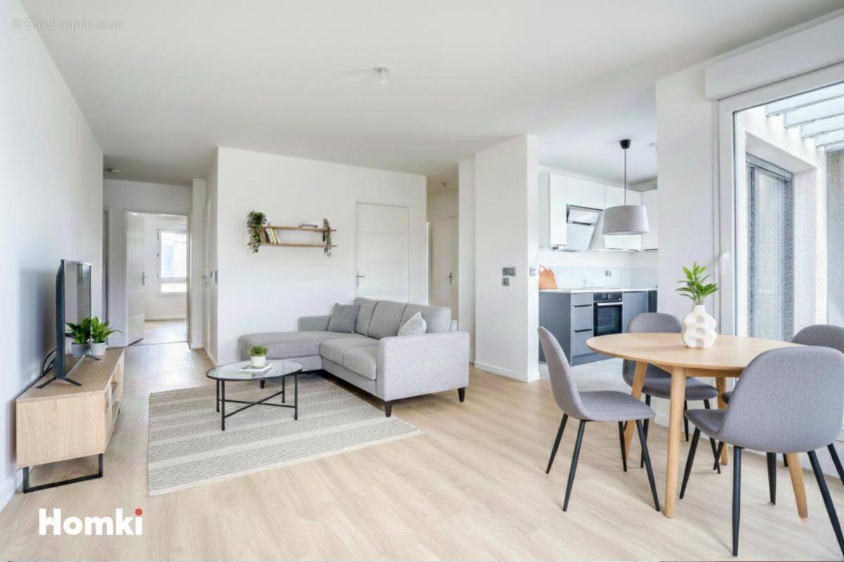 Appartement à SAINT-CYR-L'ECOLE