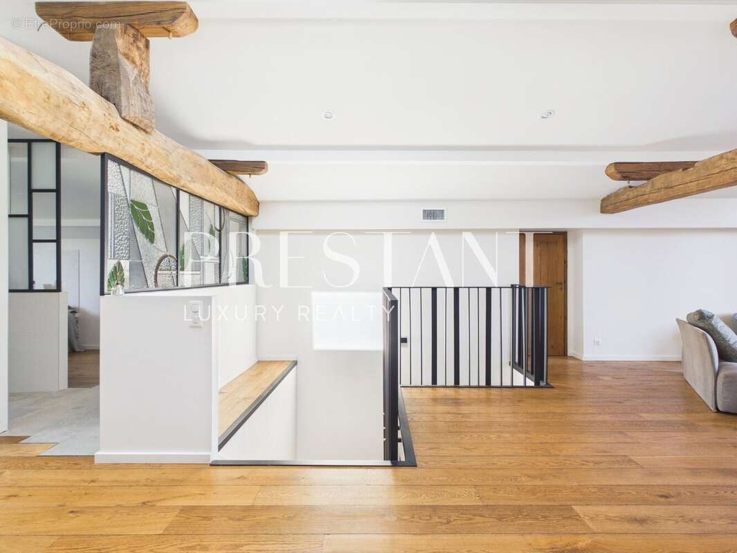 Maison à LARRESSORE