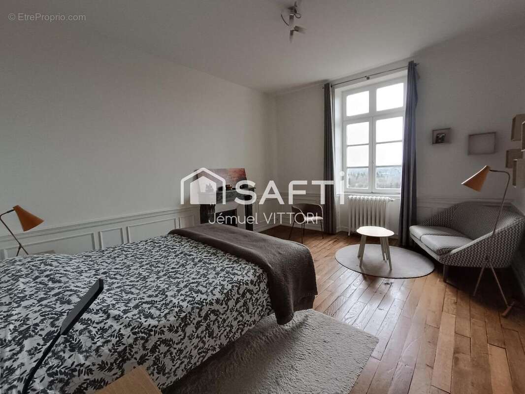 Maison 240 m² à Ernee  - photo 9