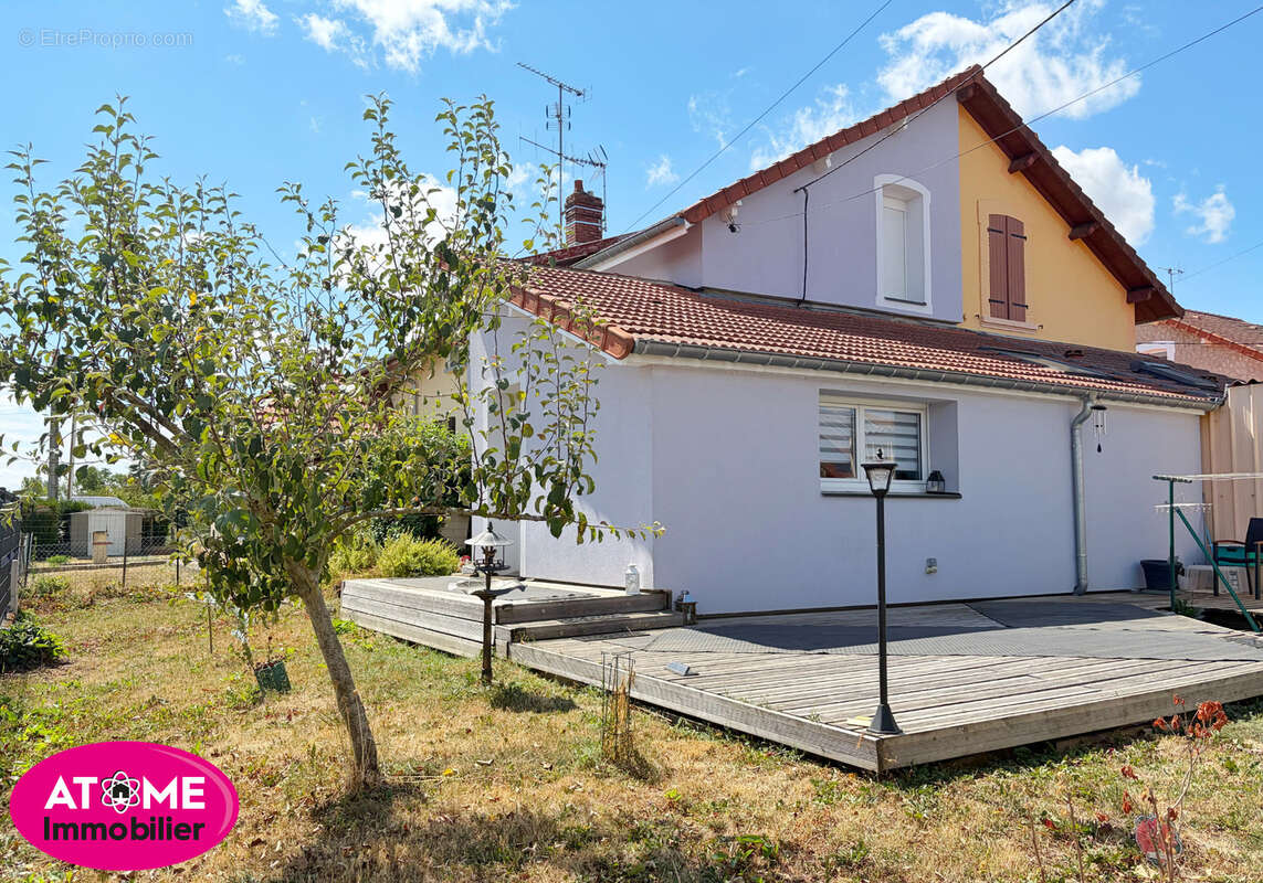 Maion totalement rénovée 78m2 - Jardin - Stationnement - photo 8