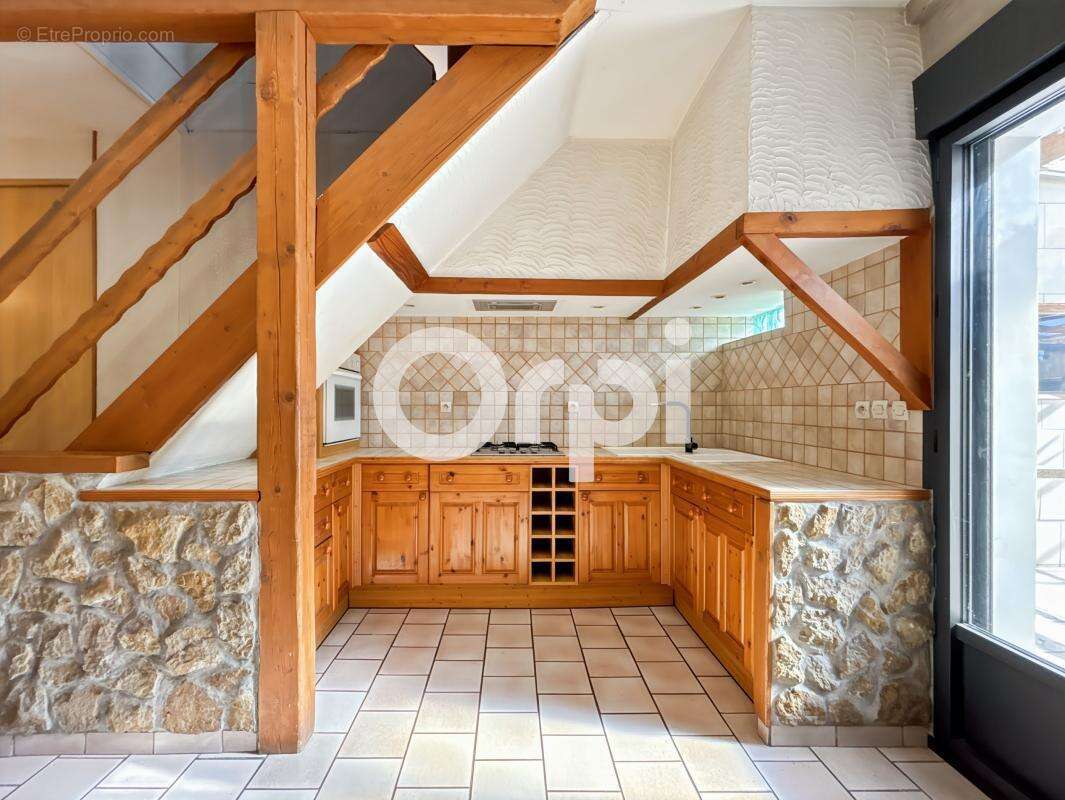 Maison à SAINT-MARTIN-BOULOGNE
