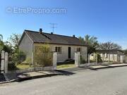 Maison à SAINT-LEOMER