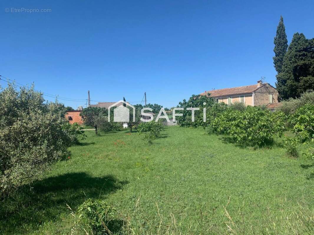 Photo 3 - Terrain à AUBIGNAN